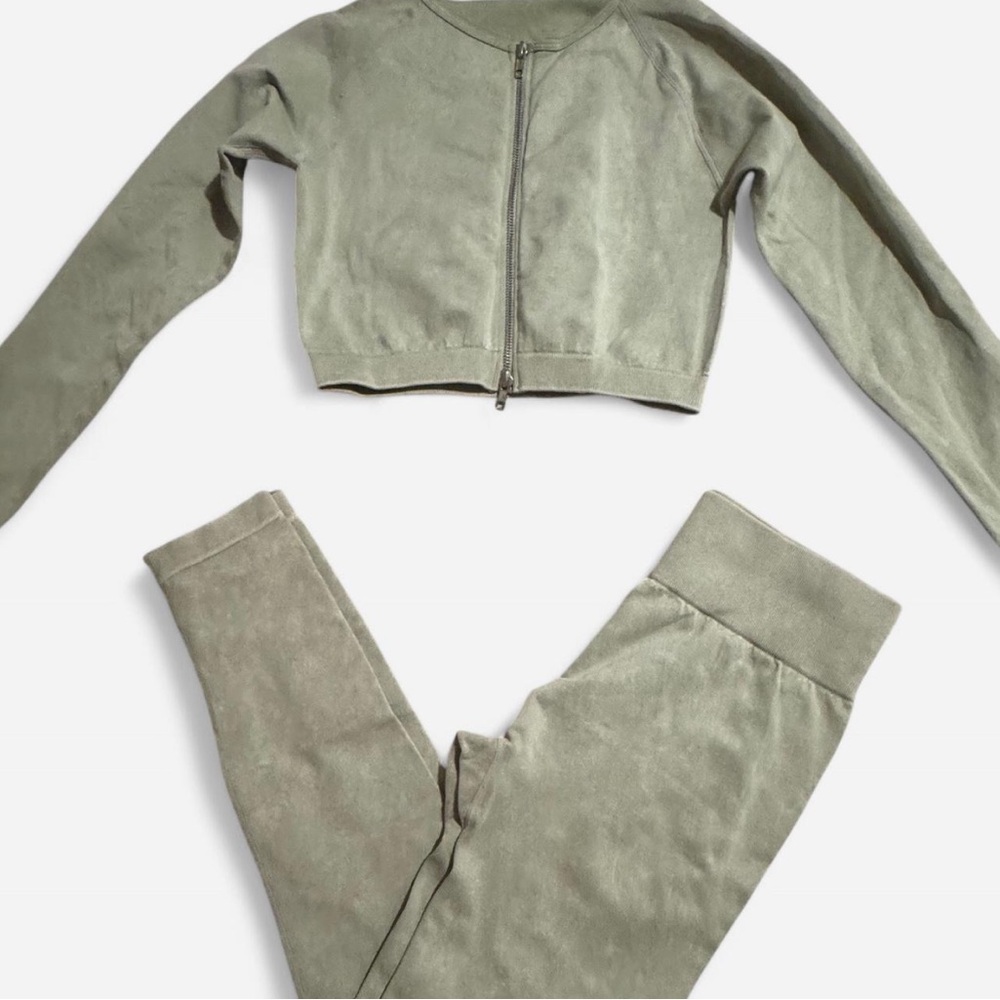 Sage Green Cropped Zip-Up Jacket and Leggings Set